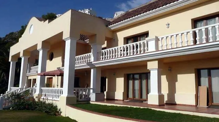 בנאלמדנה Villa Montana